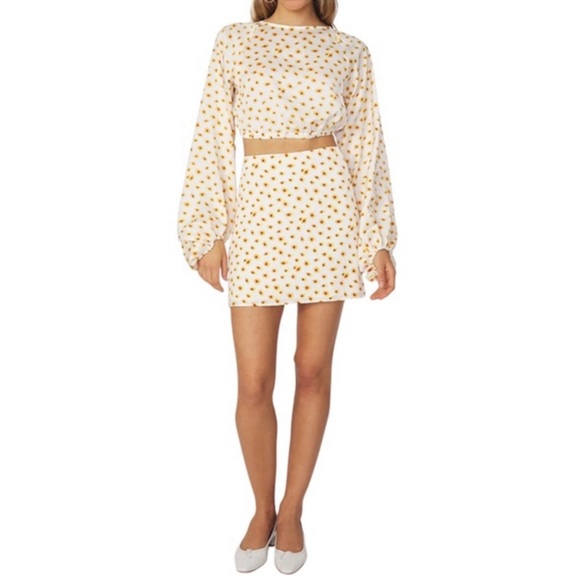 NWT WeWoreWhat Mini Slip Skirt In Ivory Multi - Picture 3 of 8